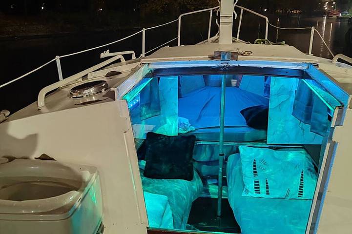 Casa flotante para 2 personas - 1