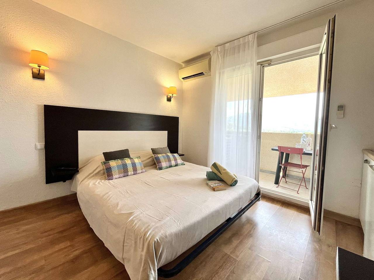 Ganze Wohnung, Gemütliches Studio mit Balkon und Pool nahe Saint-Florent in Saint-Florent, Calvi und Umgebung