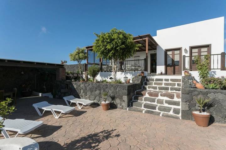 Chambre d’hôte pour 4 personnes, avec vue et jardin à Teguise - 2