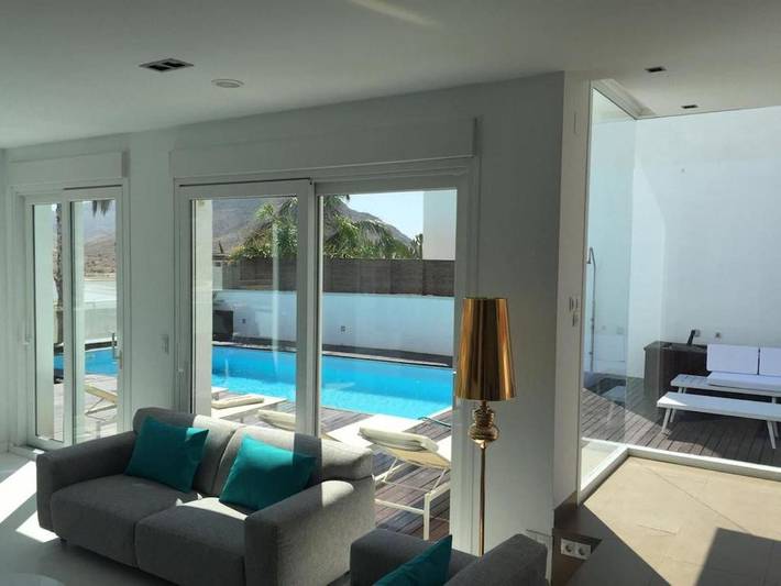 Chalet para 8 personas, con jardín además de terraza y piscina en Cabo de Gata - 4