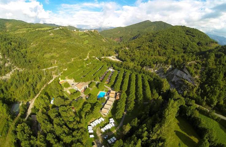 Camping para 3 personas, con Balcón y Terraza además de Jardín y Piscina en La Ribagorza