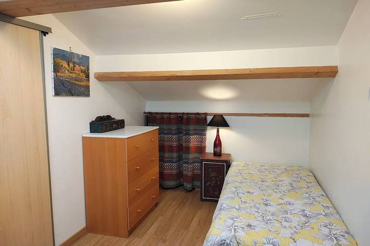 Location de vacances pour 5 personnes, avec Terrasse et Jardin à Saint-Marcel-de-Careiret - 4
