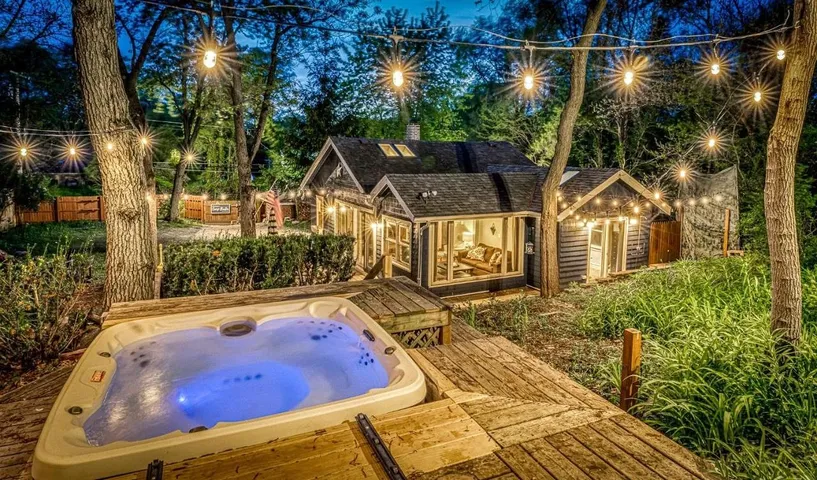 Casa de vacaciones para 8 personas, con jardín y jacuzzi, Se admiten mascotas - 1