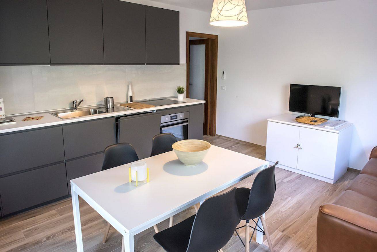 Entire apartment, N230 - Numana, brand new three-room apartment with garden in Riviera del Conero