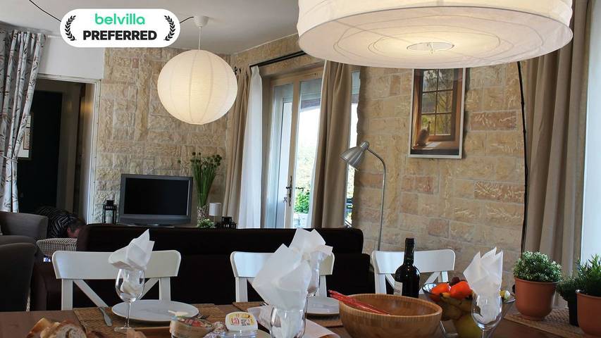 Maison de vacances pour 11 personnes, avec terrasse ainsi que jardin et piscine à Rousson