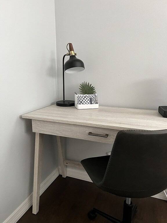 Relaxing family friendly heated pool home close to beach in Largo, Pinellas County