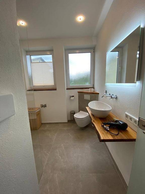 Ganze Ferienwohnung, Ferienwohnung für 10 Personen mit Balkon in Oberstaufen, Bayerisch Schwaben