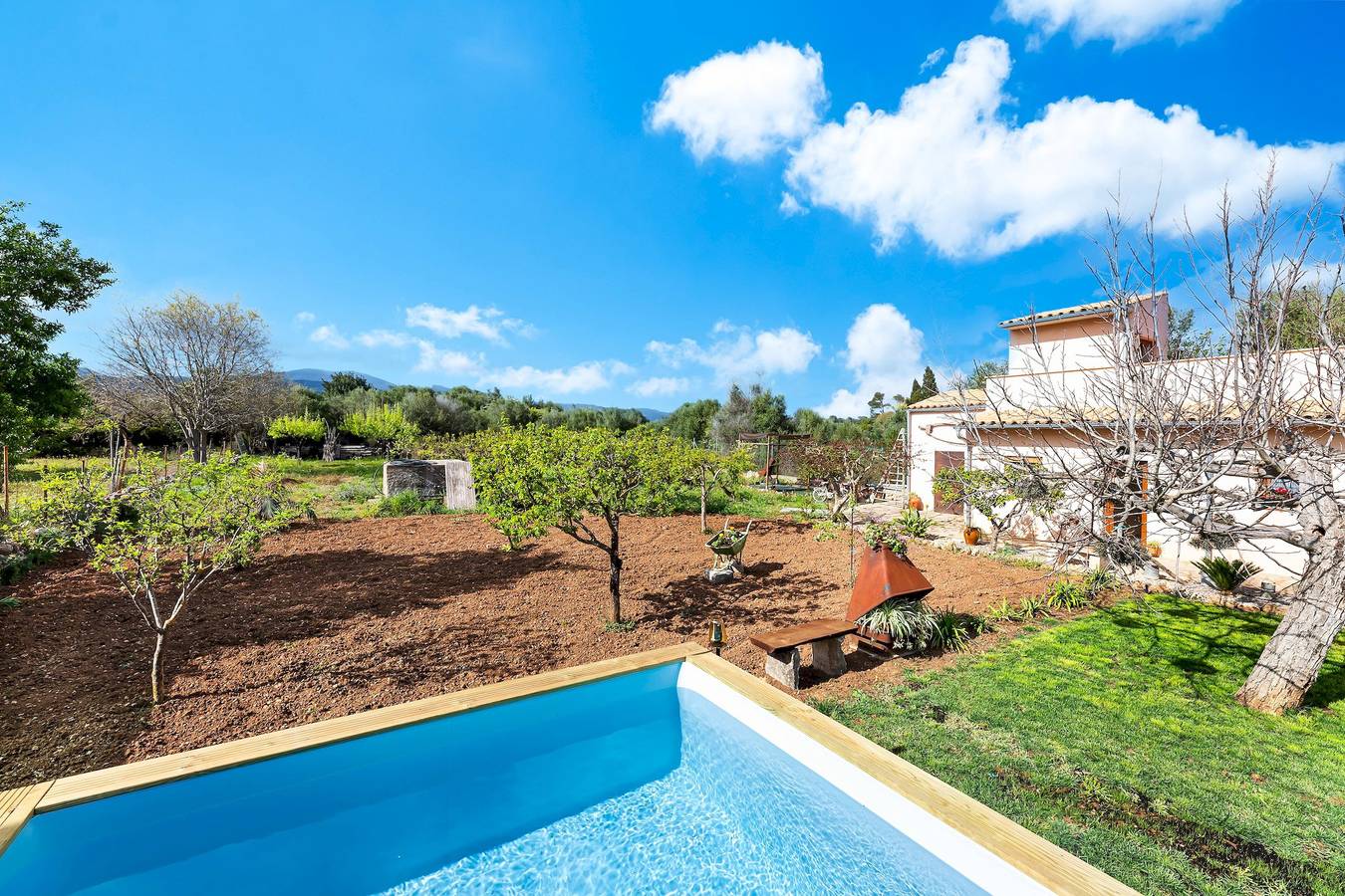Villa für 4 Personen mit Pool in Búger, Mallorca Inselmitte