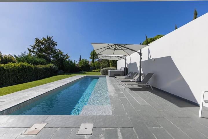 Villa pour 12 personnes, avec piscine et jacuzzi ainsi que jardin et sauna à Sintra - 3