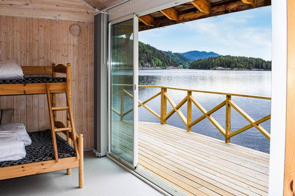 Cozy home in Vråliosen with sauna in Vråvatn, Kviteseid