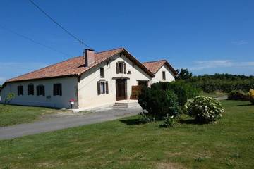 Gîte pour 7 personnes, avec jardin à Saint-Lon-les-Mines