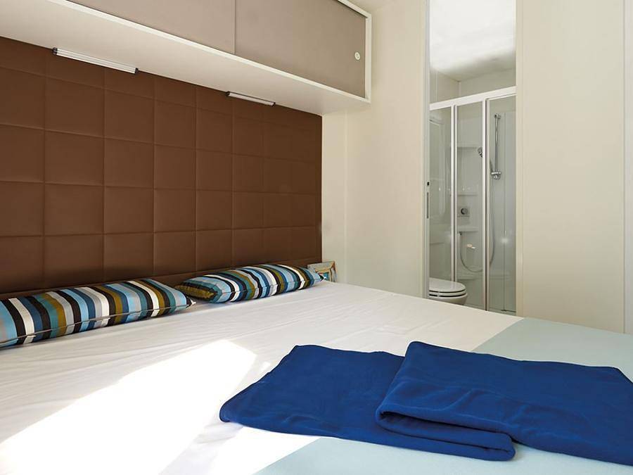 Camping Villaggio Baia Domizia - Mobilheim 6 personen - Maxi Wohnwagen Capri in Sessa Aurunca, Caserta Provinz