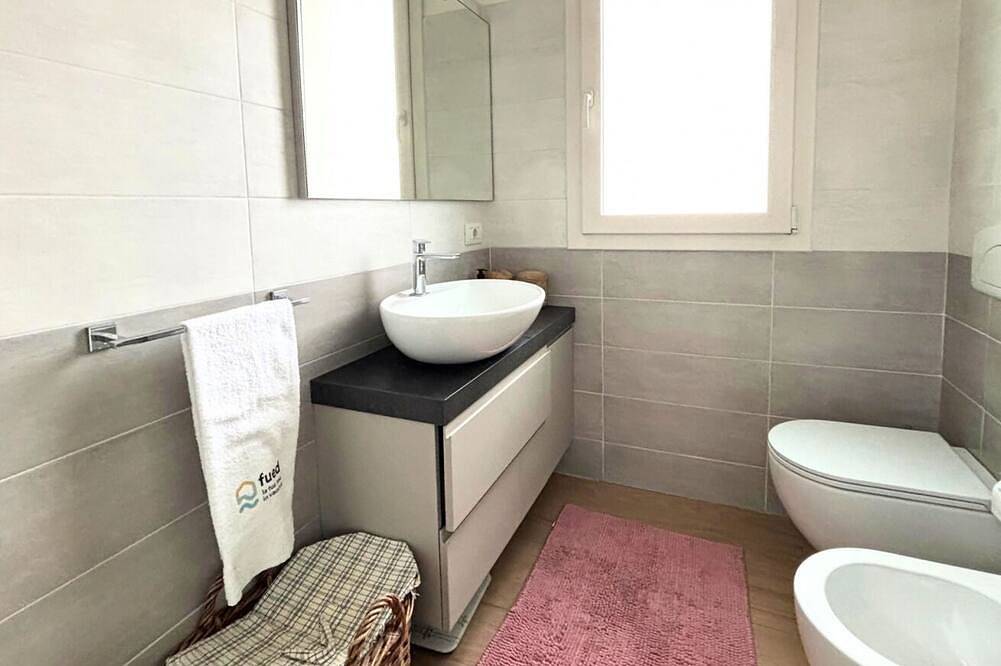 Entire apartment, Cesenatico, new two-room apartment with terrace and garage in Gatteo A Mare, Forlì-Cesena Province