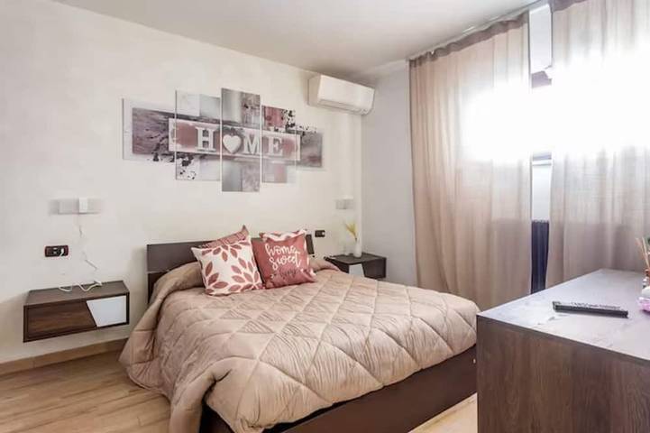 Ganze Wohnung, Apartment Old Lighthouse Beachside Haven - 10 minutes from the Airport in Fiumicino, Rom Provinz