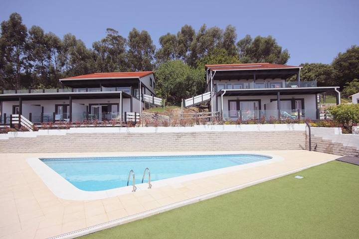 Apartamento de vacaciones para 23 personas, con piscina y jardín - 1