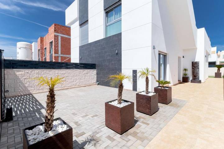 Casa rural para 6 personas, con vistas además de piscina y terraza en Rojales - 2