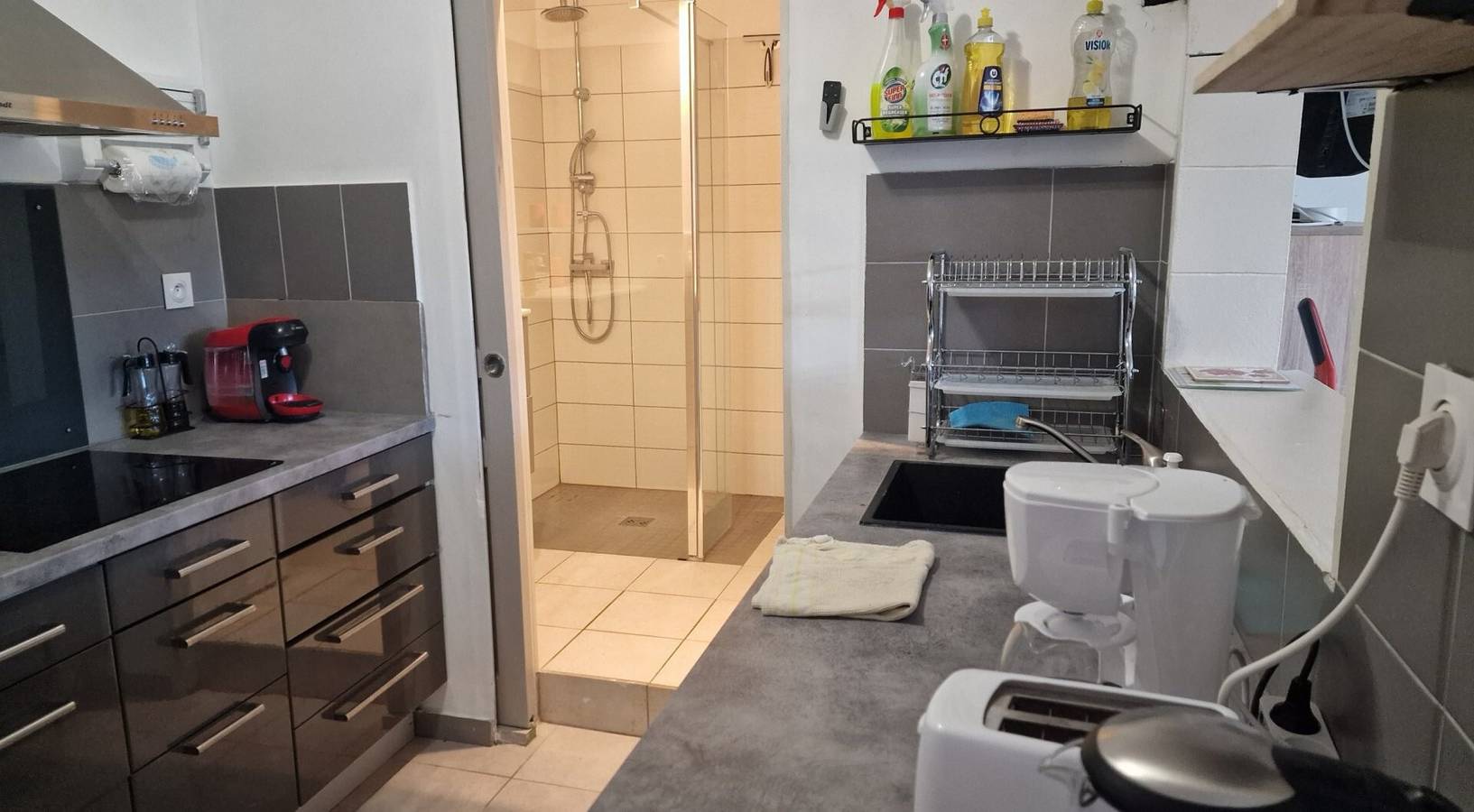 Apartamento entero, Gîte Les Garrigues: Confort moderno junto a los Alpilles, para 3 personas in Mouriès, Region de Arles