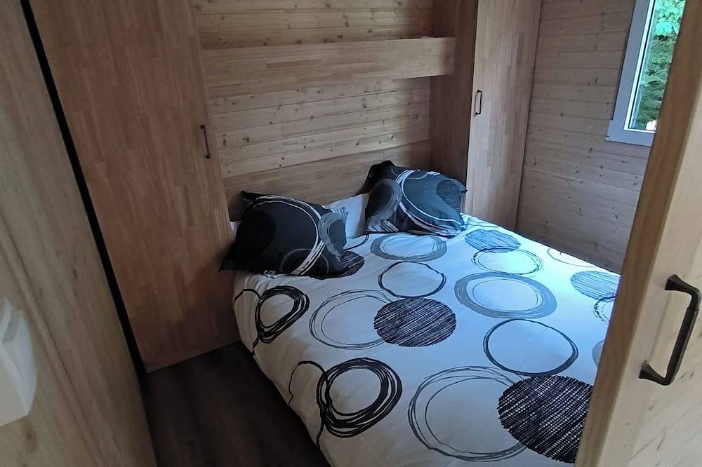 Chalet \"pied aigu\" At the foot of the Vercors, mountains and hiking. Pets allowed in Rovon, Parc naturel régional du Vercors