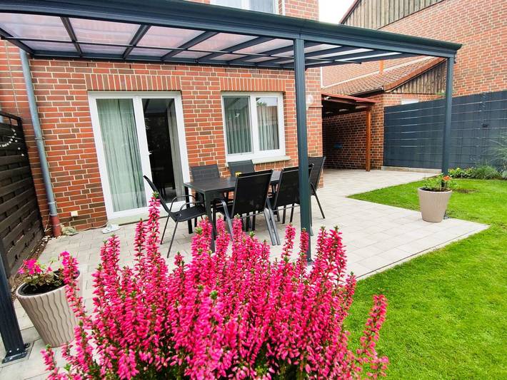 Ferienhaus für 4 Personen, mit Terrasse und Garten