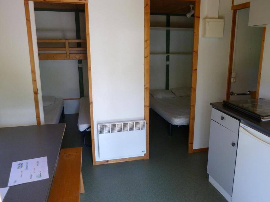 Camping Flower La Pibola - Chalet 5 personen - Chalet Figuier Standard 20m² - 2 Zimmer + Überdachte Terrasse - 5 pers. in Camon, Ariège