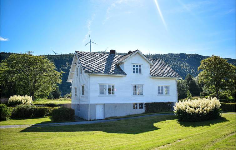 Ferienhaus für 8 Personen, mit Garten - 1