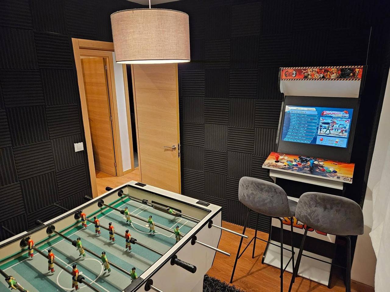 Apartamento entero, Apartamento 'Finca Marquesa' con terraza privada, jardín privado y Wi-Fi in Vigo, Rias Baixas