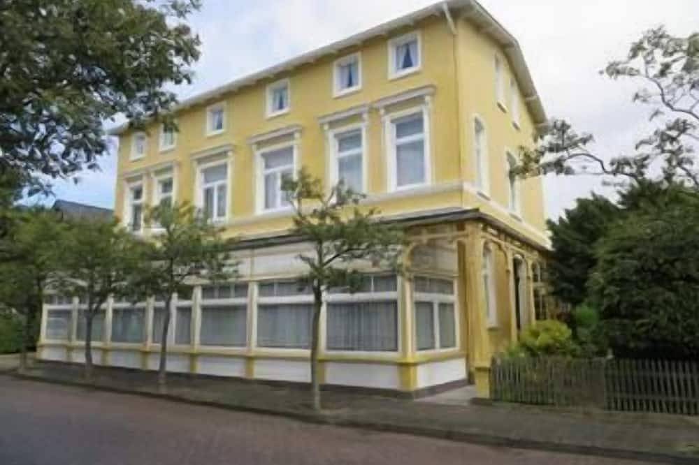 2-Raum-Apartment in zentraler Lage am Kurgarten — Bild 2