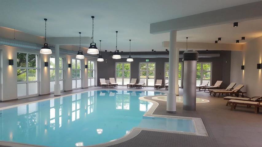 Ferienwohnung für 4 Personen, mit Terrasse und Garten sowie Pool und Sauna in Nonnevitz