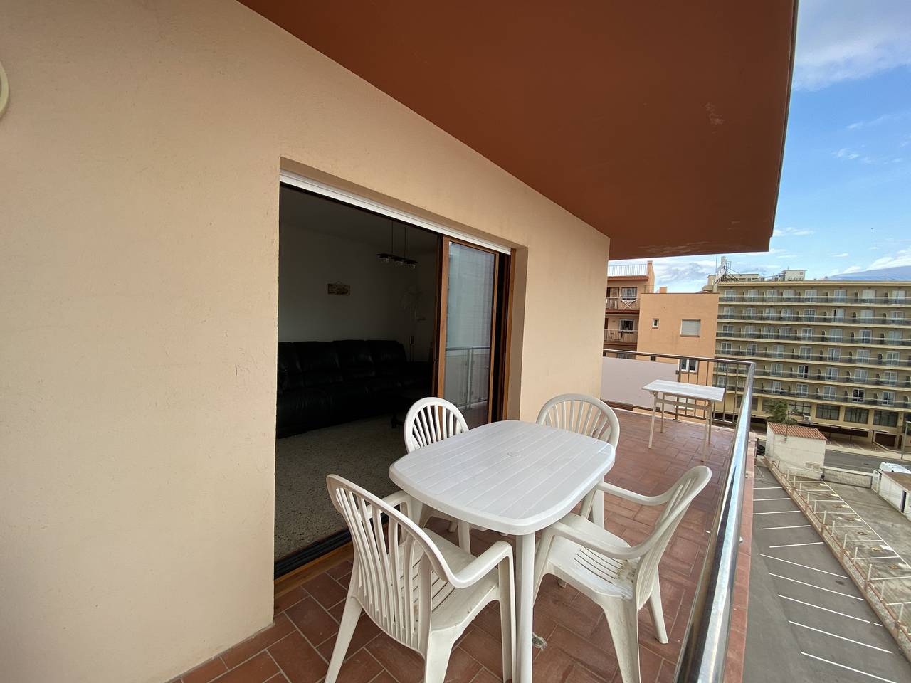 Apartamento entero, Apartamento de vacaciones para 4 personas con terraza in Platja de Sant Margarida (Roses), Roses