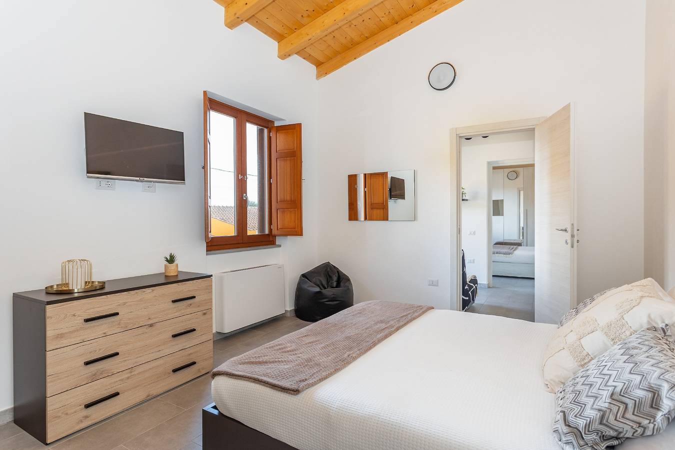 Ganze Wohnung, Costa Ovest Apartment Waves in Nurachi, Stagno di Càbras