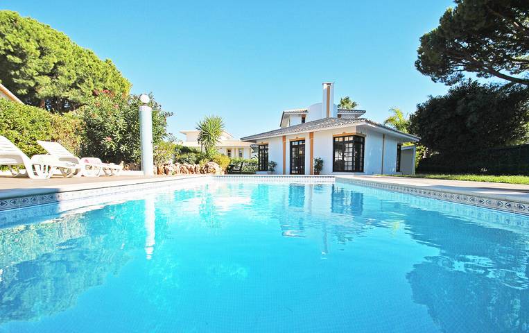 Villa pour 7 personnes, avec terrasse et jardin dans Quinta do Lago - 3