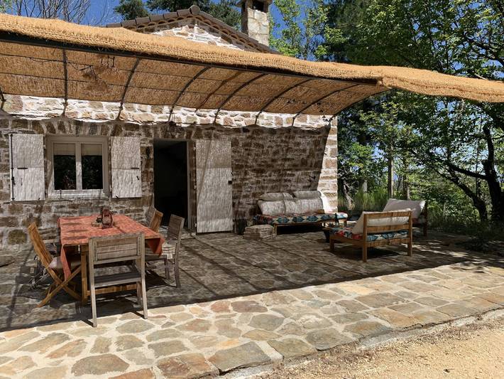 Location de vacances pour 8 personnes, avec terrasse, animaux acceptés à Gravières - 2