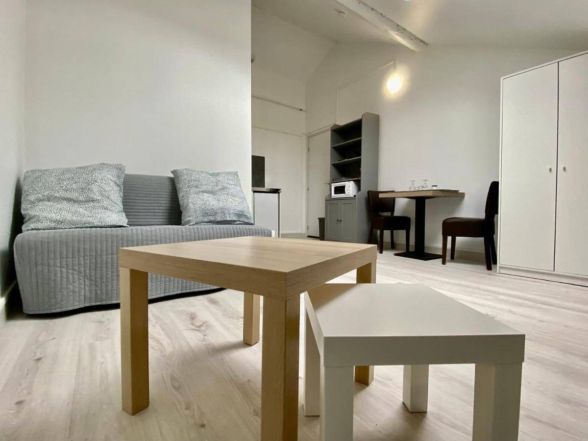 Appartement entier, Studio 204 Immeuble Persévérance in Conflans-en-Jarnisy, Meurthe-et-Moselle