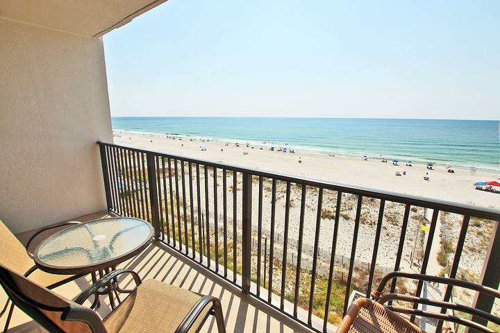 Vacation rental for 2 people, with pool and balcony in Gulf Shores