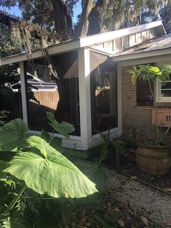 Saint Simons Island Presents ‘Off Broadway' Beach Escape Heated Pool in St. Simons Island, Glynn County