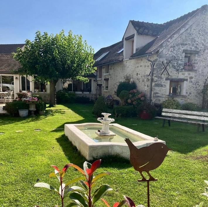 Maison d’hôte pour 2 personnes, avec piscine et jardin ainsi que sauna et vue, animaux acceptés dans Île de France - 2