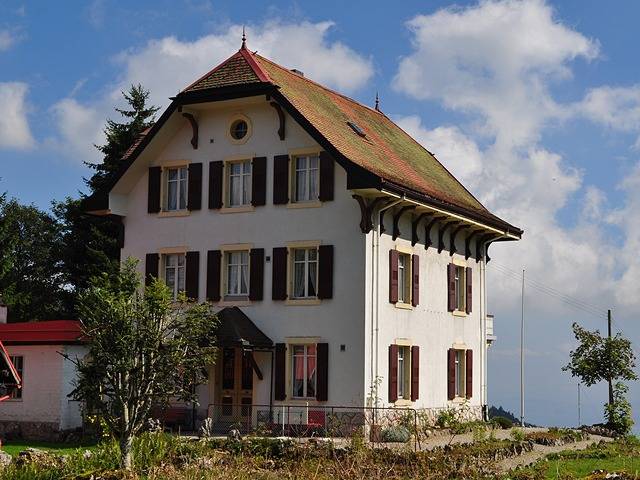 Chambre d’hôtes pour 6 personnes, avec Balcon et Jardin à Sainte-Croix