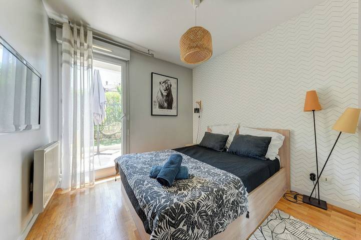 Gîte pour 5 personnes, avec jardin et terrasse à Vénissieux - 2