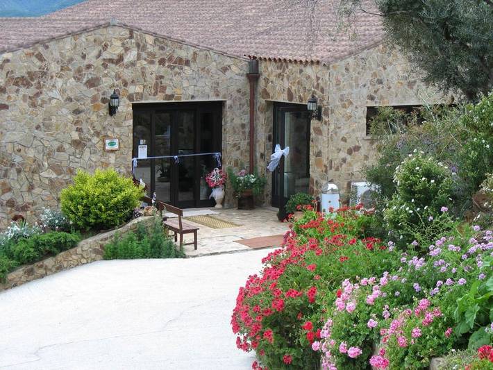 Hôtel pour 4 personnes, avec jardin et vue dans Portixeddu - 2