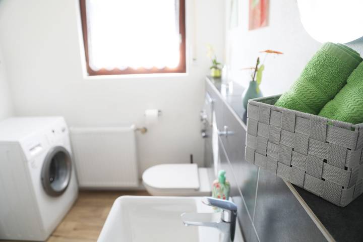 Ganze Wohnung, Ferienwohnung '3land Reisen' mit Bergblick, Balkon und Wi-Fi in Neuenburg am Rhein, Südschwarzwald