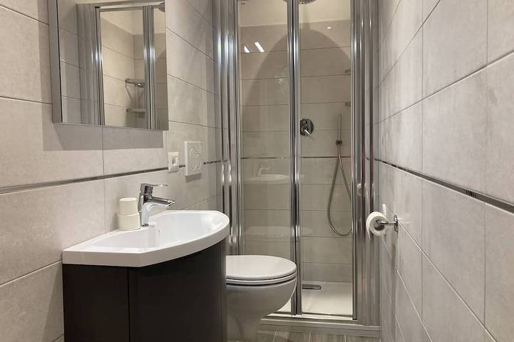 Ferienhaus für 9 Personen, mit Garten am Gardasee - 4