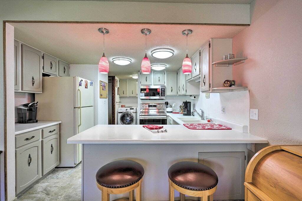 Grand Junction Golf Course Condo w/ Balconies in Grand Junction, Mesa County