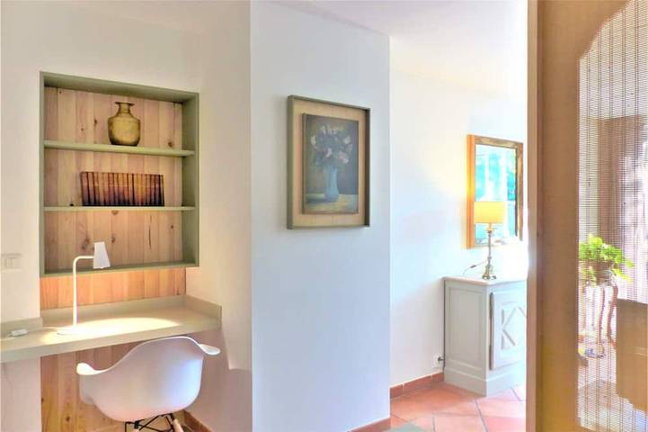 Location de vacances pour 2 personnes, avec terrasse ainsi que jacuzzi et jardin à Saint-Maximin-la-Sainte-Baume - 3