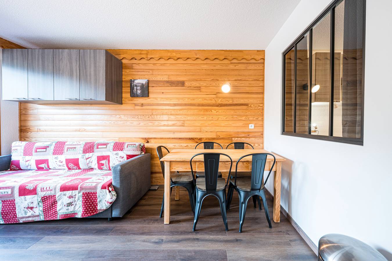 Appartement entier, Appartement 'Location de Vacances' avec Vue sur la Montagne et Balcon in Saint-François-Longchamp, Le Grand Domaine