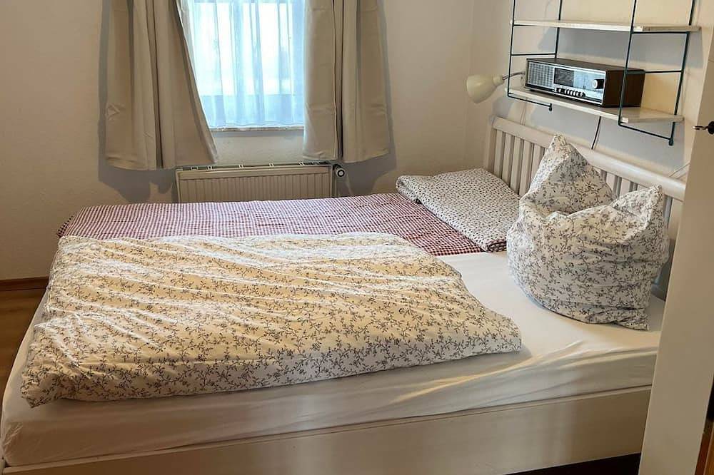 Ganze Wohnung, Nr 4 Ferienwohnung, Eg, 2 Schlafzimmer - Clasen, Gästehaus in Berkenthin, Kreis Herzogtum Lauenburg