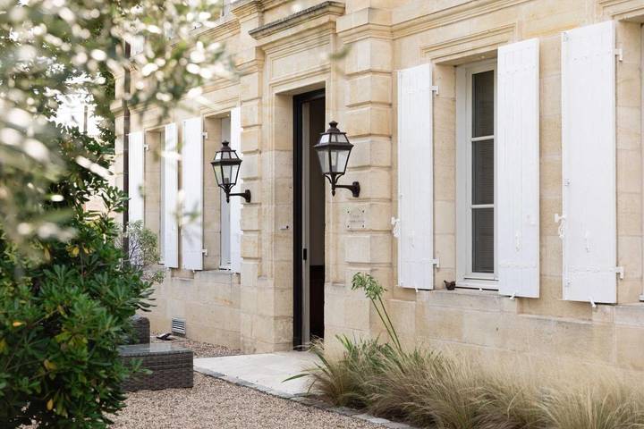 Chambre d’hôte pour 2 personnes, avec vue ainsi que sauna et jardin, animaux acceptés à Puisseguin - 3