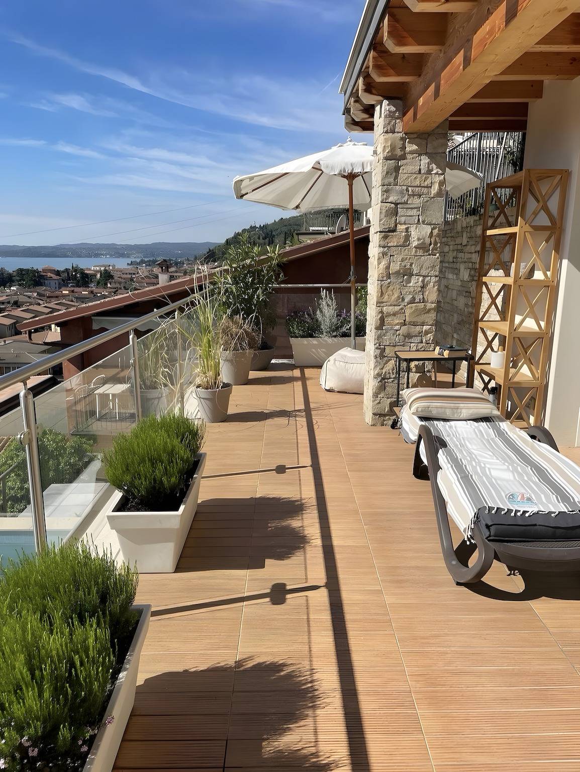 Hel lejlighed, Elegant and Modern Style Apartment in Maderno, Toscolano-Maderno