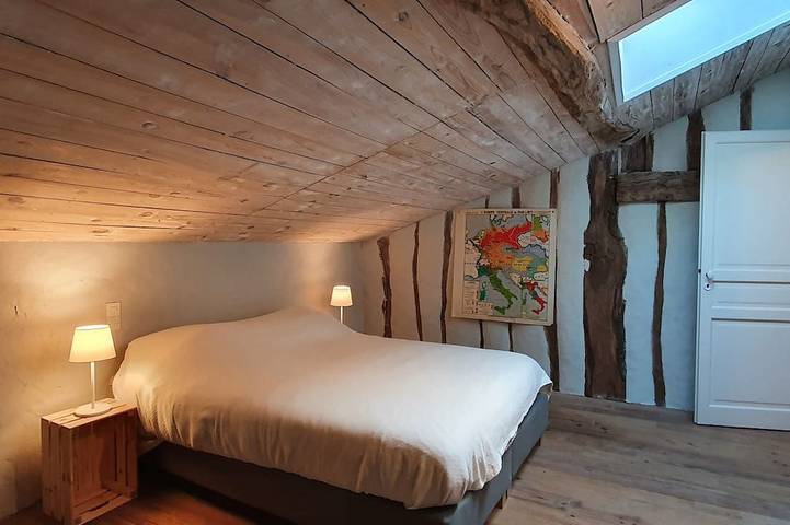 Location de vacances pour 12 personnes, avec terrasse et jardin à Allons - 4