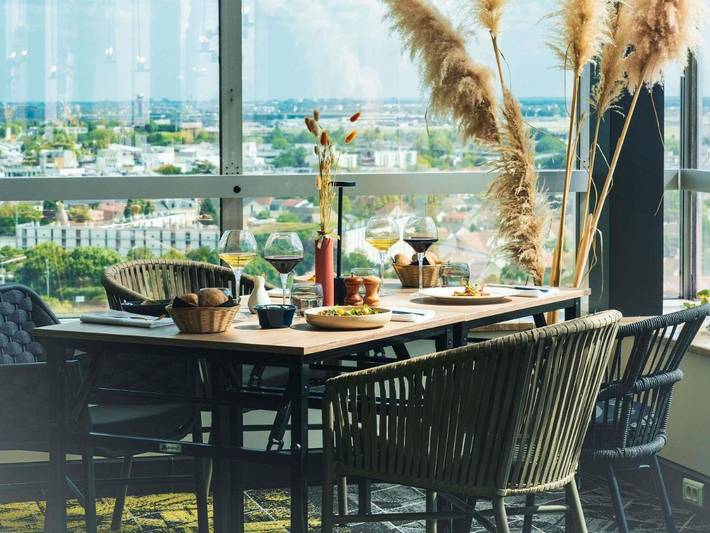 Hôtel pour 3 personnes, avec Terrasse ainsi que Jardin et Vue
