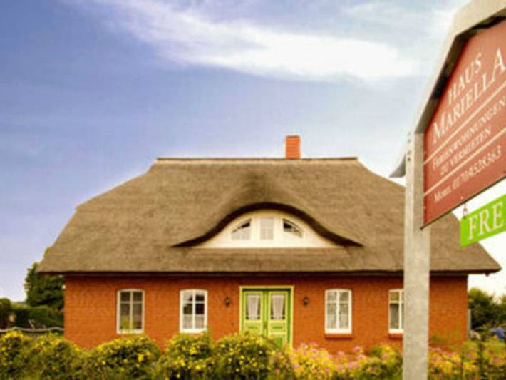 Ferienwohnung für 3 Personen, mit Terrasse und Garten in Ahrenshoop
